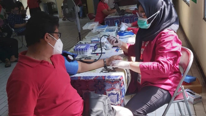 Bersama PMI Depok, Pokja Sehat Tugu Gelar Donor Darah