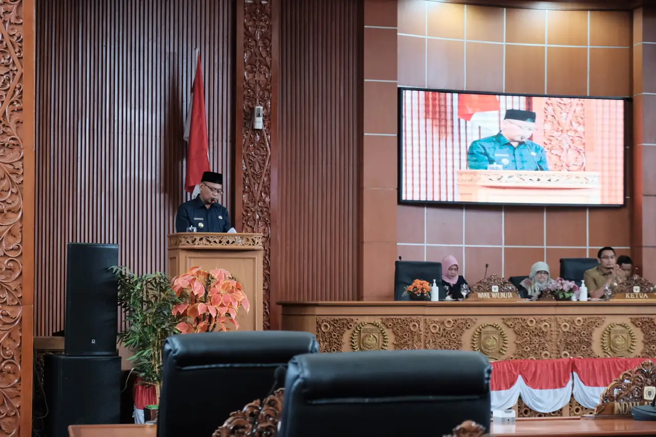 Wakil Wali Kota Hadiri Rapat Paripurna Pembukaan Masa Sidang Pertama Tahun 2025 DPRD Depok