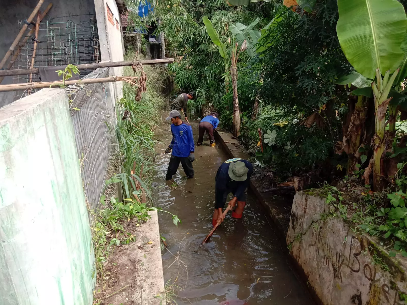 Satgas DPUPR Kota Depok Normalisasi Kali Cabang Tengah BCTe3
