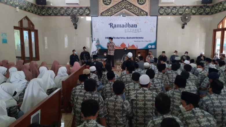 Wakil Wali Kota Depok Ajak Pelajar Hargai Jasa R.A Kartini