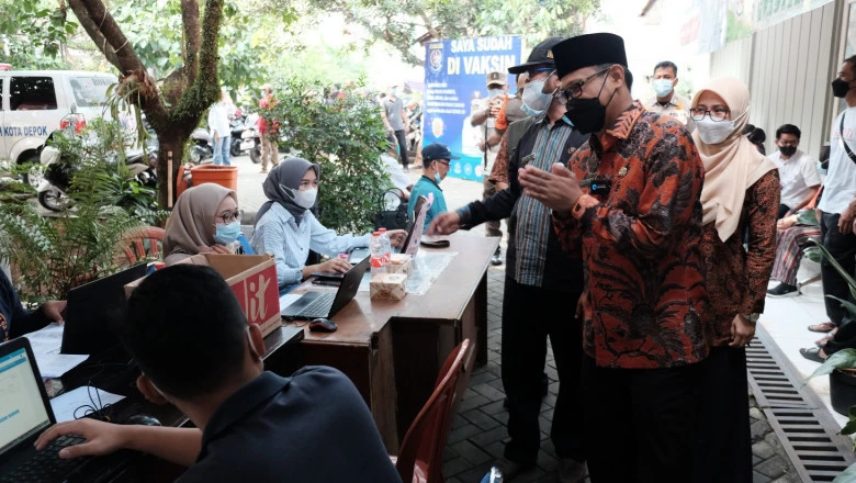 Wakil Wali Kota Depok Tinjau Gebyar Vaksin di Kecamatan Beji