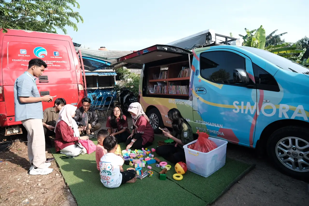 Hadir di Duren Seribu, Mobil Simora dan Perpusling Ramai Diminati Anak-anak